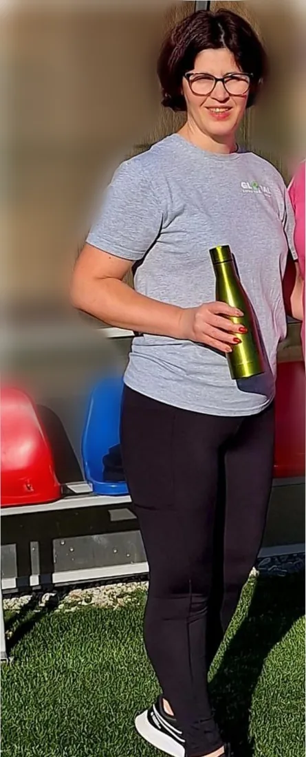 Veronica pe terenul de sport, înainte